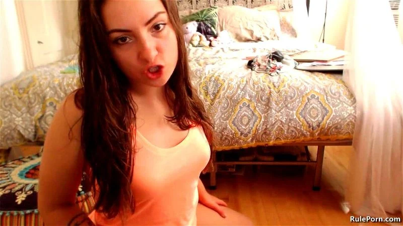 Orange dress makes her booty look WOW Orange dress makes her booty look WOW