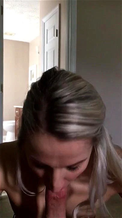 Doggy blonde Doggy blonde