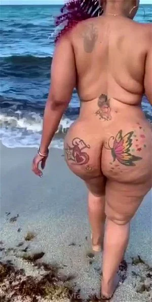 Watch Big booty on the beach - Thick Big Ass, Ebony Phatbooty, Pov Porn -  SpankBang