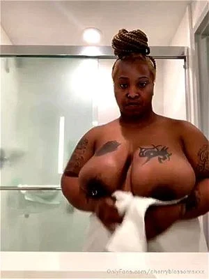 thick ebonies thumbnail