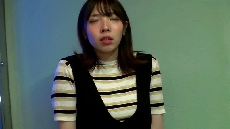 おとなしそうな若い妊婦さん おとなしそうな若い妊婦さん