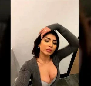 Watch from 0:03:22