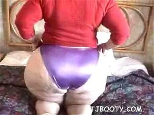 Mega Butt Maria SSBBW thumbnail