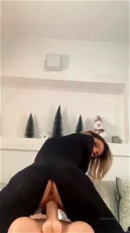 Blonde babe cock riding