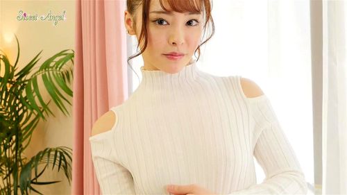 Beautiful asian babe