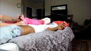 Big Feet Footjobs thumbnail