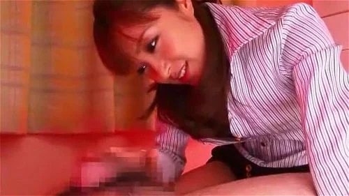 Belle japonaise offrant une main excitante Vidéo Porno - SpankBang