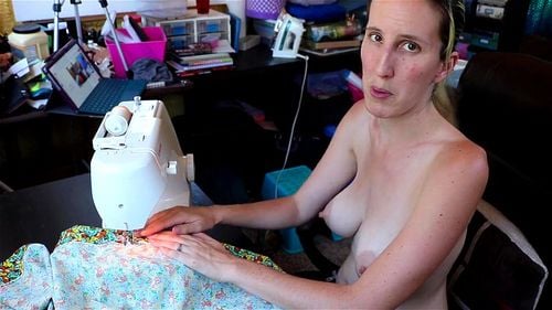 Topless Vídeo pornô - SpankBang