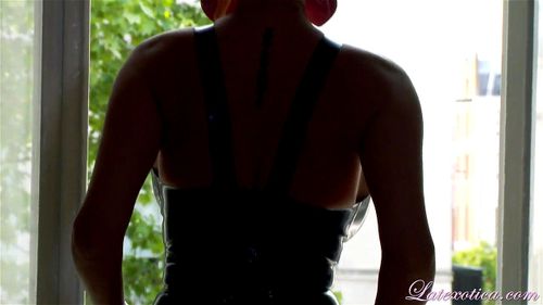 リリー・ロマの熱い魅力 エロ動画 - SpankBang