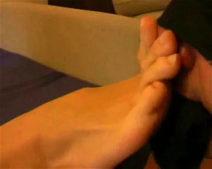 Italian feet smelling Italian feet smelling
