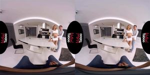 Hot blonde thumbnail