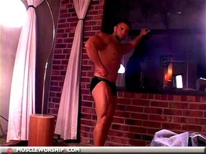 Sexy Bodybuilder Man 115