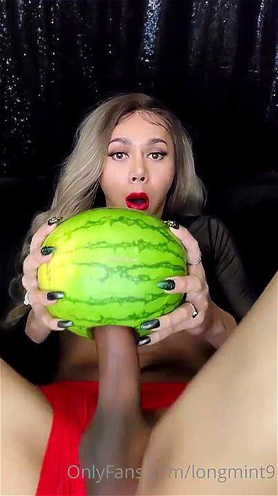 Tranny Fucks Watermelon - Watch Long Mint Melon - Longmint, Long Mint, Tranny Porn - SpankBang