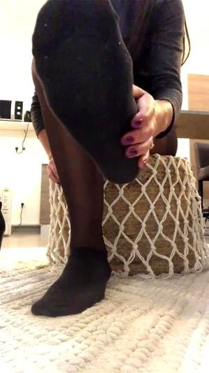 nylon soles foot tease thumbnail