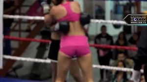 Boxing girl thumbnail