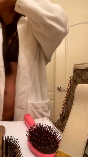 Watch from 0:00:28