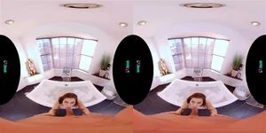 Latina vr thumbnail