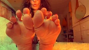 feet thumbnail