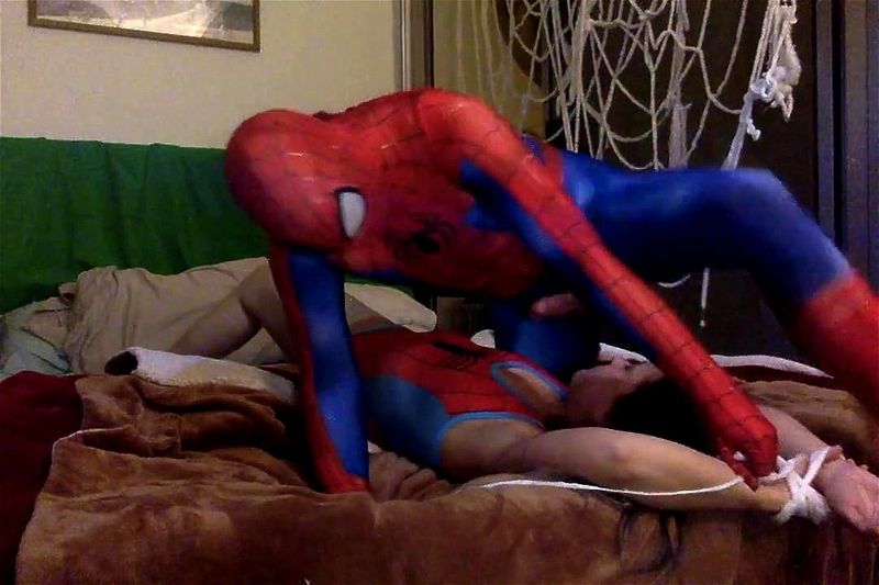 Spidey Fucks Fan