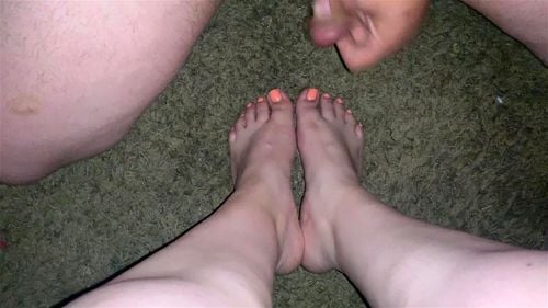 Latina slut lets me shoot my cum all over her sexy feet (Cumshot).