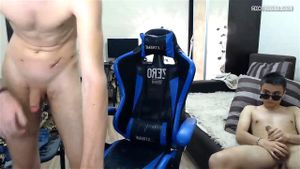 WEBCAM THREESOME 2 thumbnail