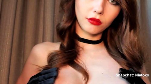 Sweetheart Passion Fucks Hot Cousin - On Cam