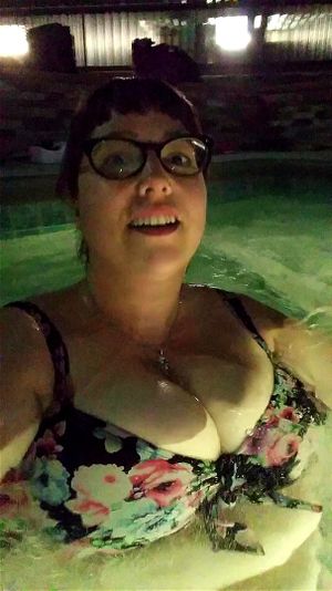 Bbw Ass Tits Hot Tub - Watch Miss maela hot tub ssbbw - Bbw, Bbw Big Ass, Bbw Big Tits Porn -  SpankBang