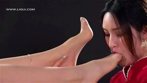 丝袜+女同 thumbnail