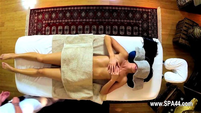 Very tricky massage room of fluent masseur