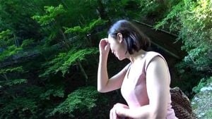 人妻温泉 thumbnail
