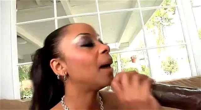 kitten ebony blowjob