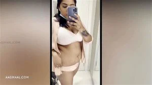 Model Instagram thumbnail