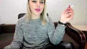 Cute girls smoking thumbnail