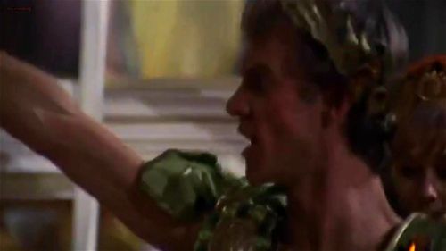 Caligula (1979) Film Porno - SpankBang