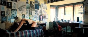 Submission Addison Timlin