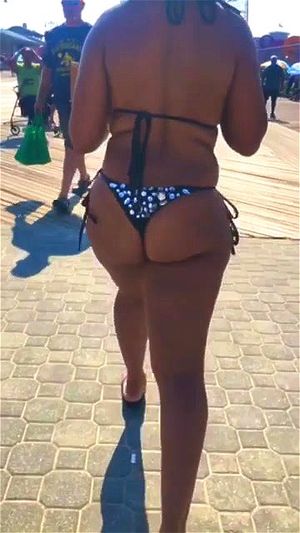 Beach Latina Booty - Watch Candid - Booty, Latina, Big Ass Porn - SpankBang