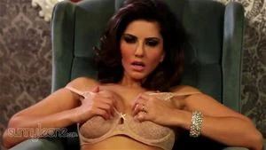 [Sunny Leone] thumbnail