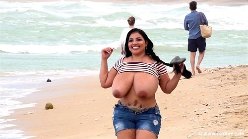 big ass, flashing in public, beach, big tits