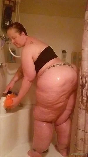 Perfect bbw pawg ass thumbnail