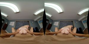 Coco Lovelock  thumbnail