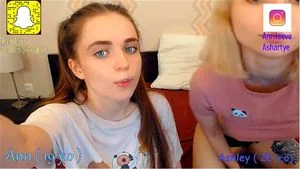 cam lesbian feet thumbnail