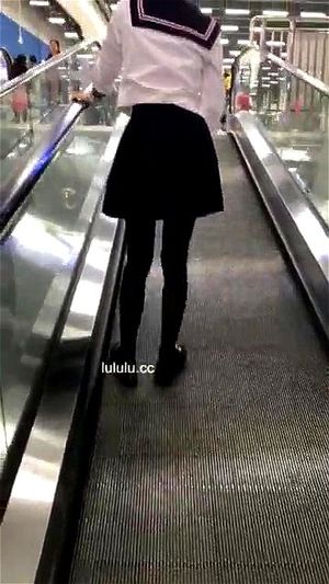 Watch from 0:00:25