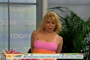 Kathy Lee Gifford flashing