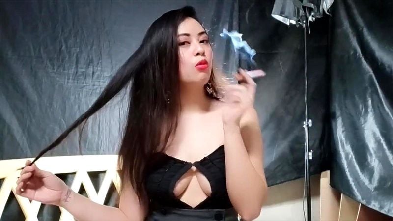 Super Hot Smoking Asian Girl