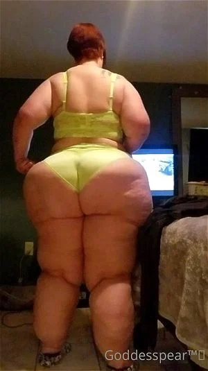 Fat Ass white women  thumbnail