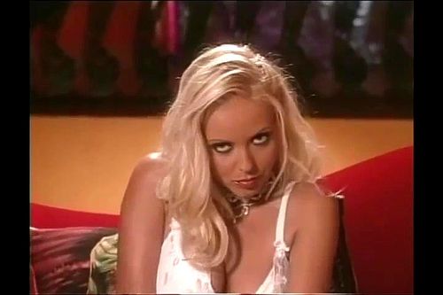Hot Woman porn video – Babes