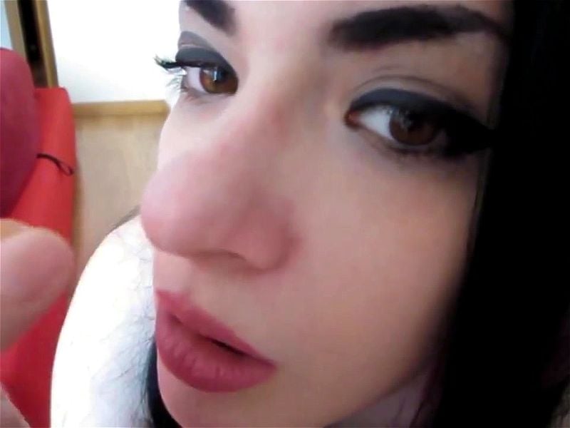 nose play nose play