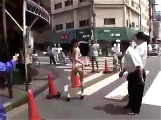 flashing in public, asian, japanese