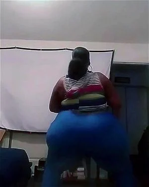 Twerking thumbnail