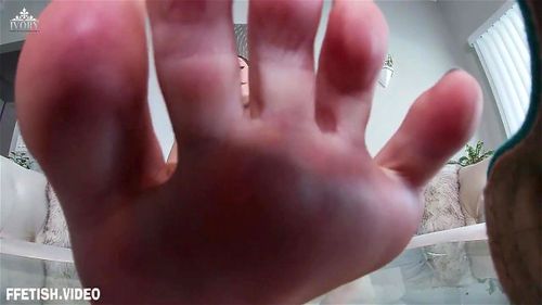 giantess 1: Solo, Fetish & Feet Porn - SpankBang